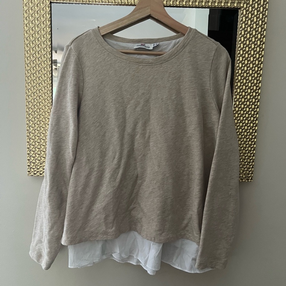 EUC Vineyard Vines Sweater Blouse
